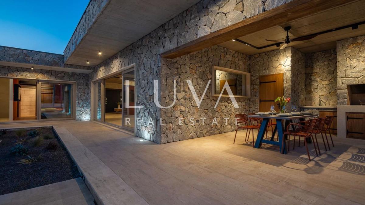 Casa In vendita - SPLITSKO-DALMATINSKA DICMO