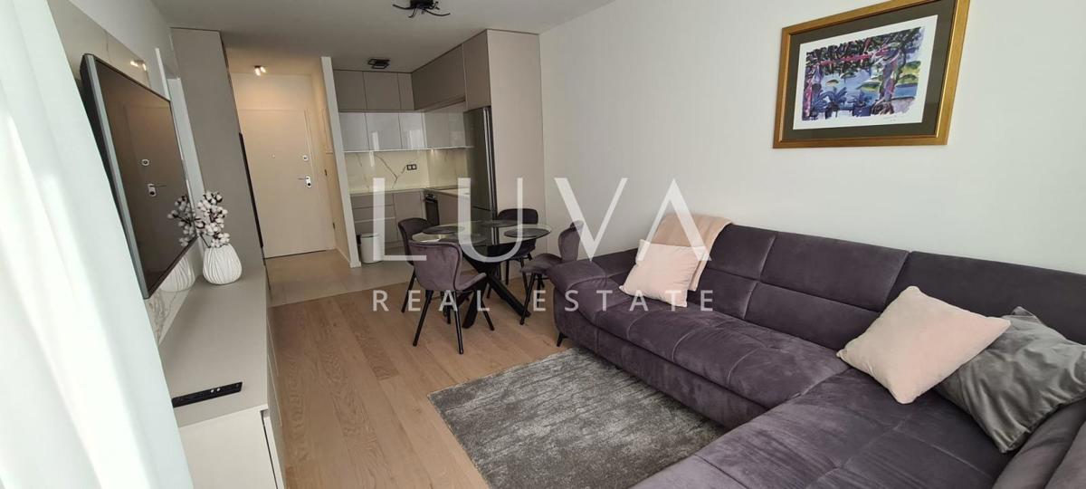 Mieszkanie Na sprzedaż - GRAD ZAGREB ZAGREB