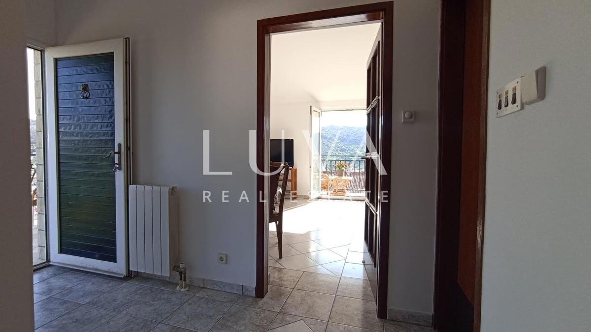 House For sale - SPLITSKO-DALMATINSKA MARINA