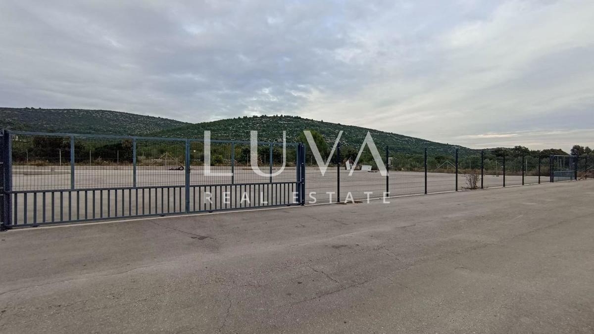 Poslovni prostor Na prodaju - SPLITSKO-DALMATINSKA MARINA