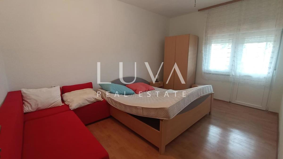 House For sale - SPLITSKO-DALMATINSKA MARINA