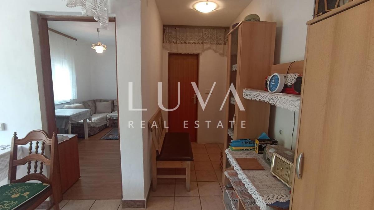 House For sale - SPLITSKO-DALMATINSKA MARINA