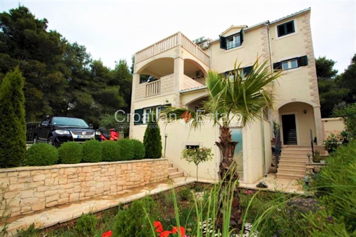 House For sale - Splitsko-dalmatinska Brač - foto 1/21