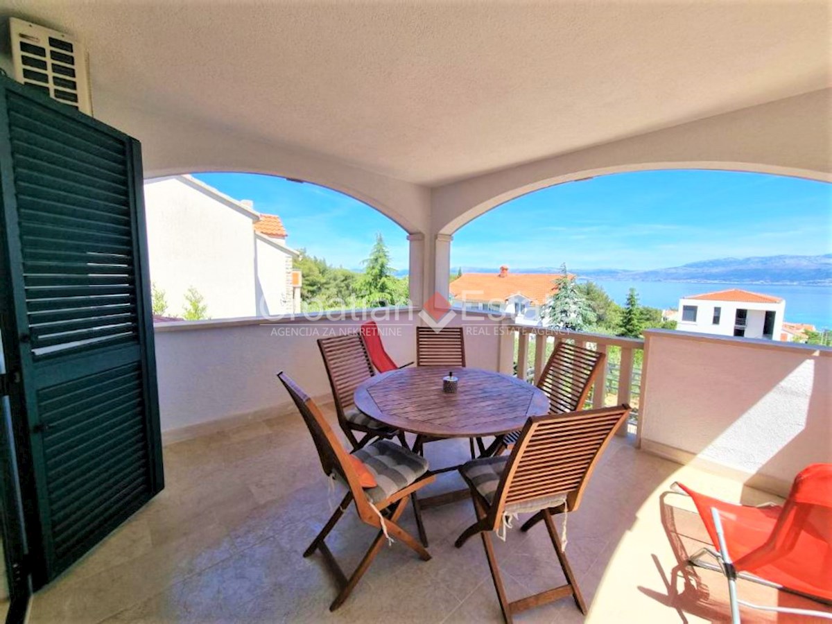 House For sale - SPLITSKO-DALMATINSKA BRAČ
