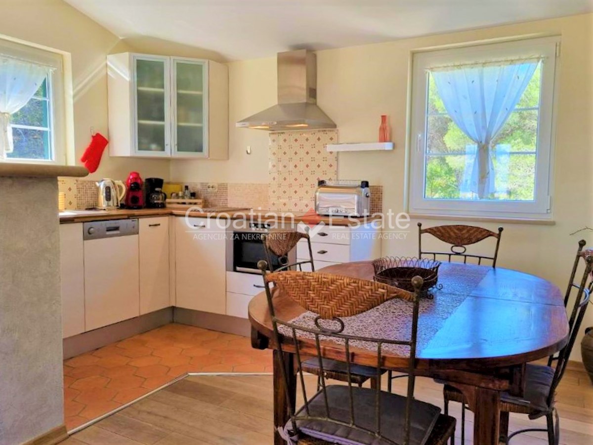 House For sale - SPLITSKO-DALMATINSKA BRAČ
