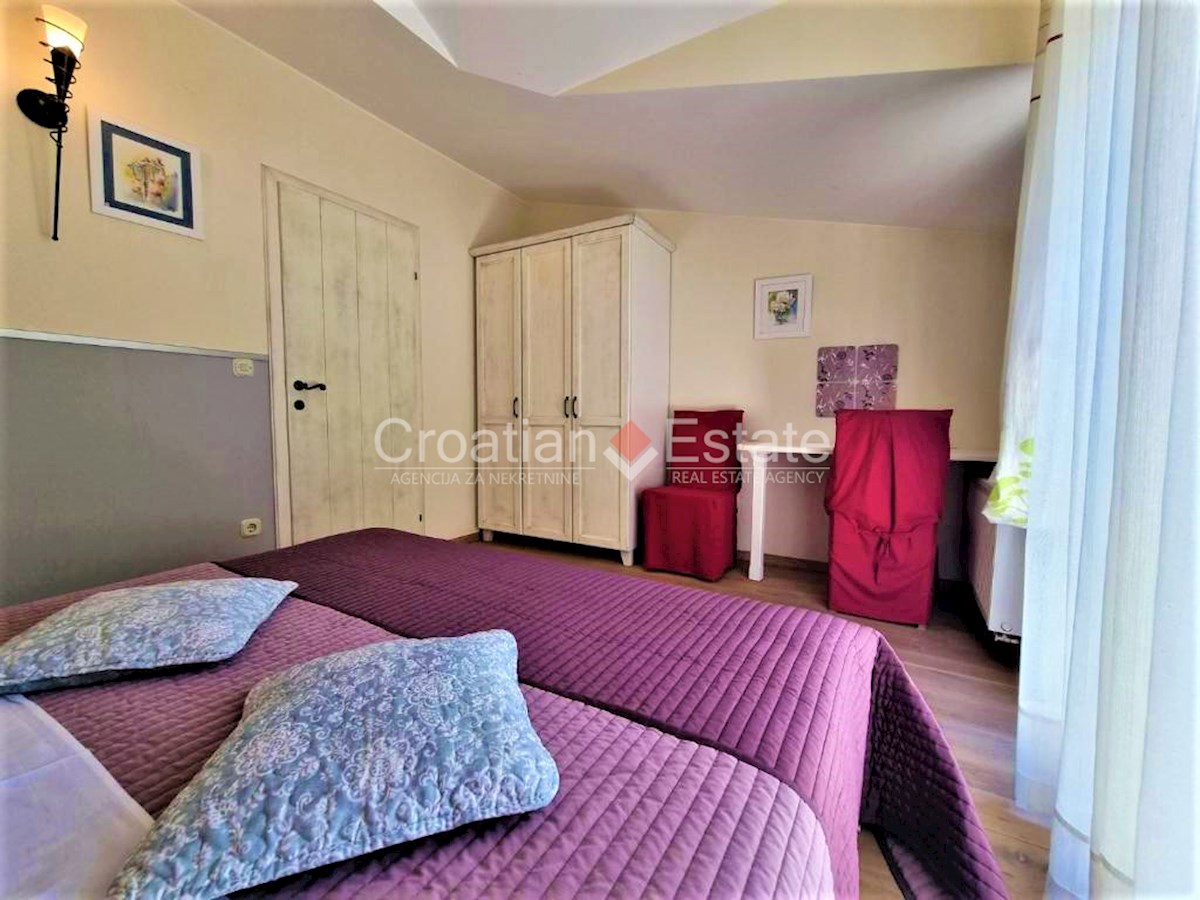House For sale - SPLITSKO-DALMATINSKA BRAČ