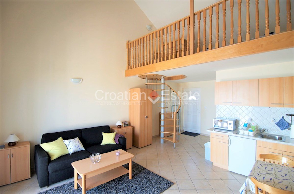 House For sale - SPLITSKO-DALMATINSKA BRAČ