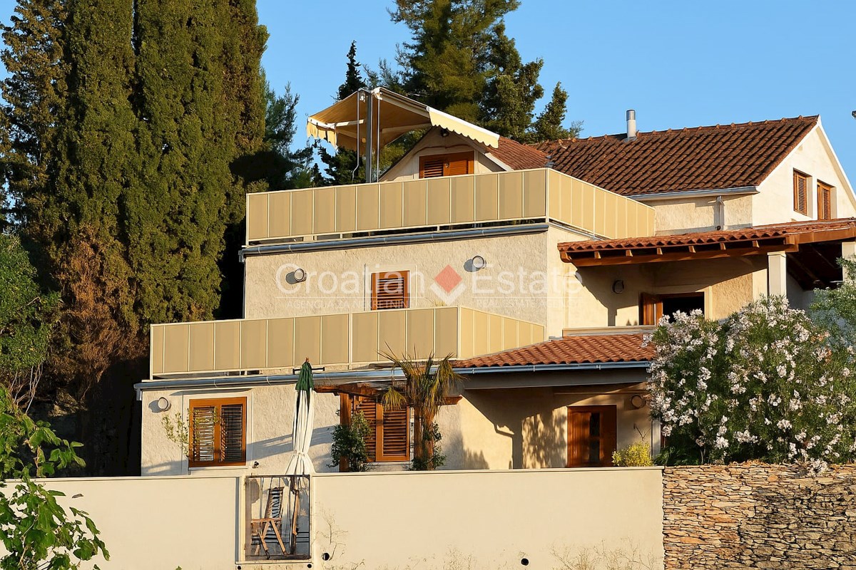 House For sale - Splitsko-dalmatinska Brač - foto 1/16