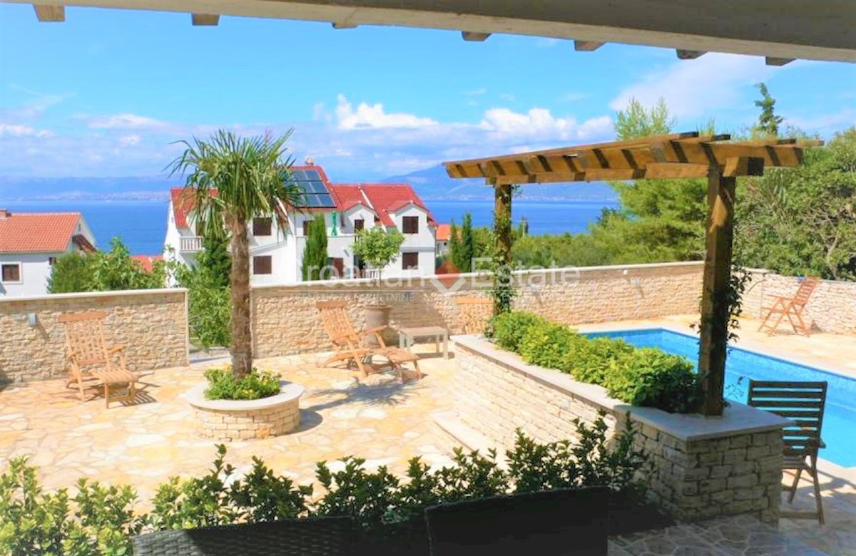 House For sale - SPLITSKO-DALMATINSKA BRAČ