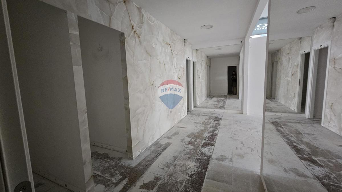 Lokal użytkowy Do wynajęcia - Primorsko-goranska Rijeka - foto 2/4