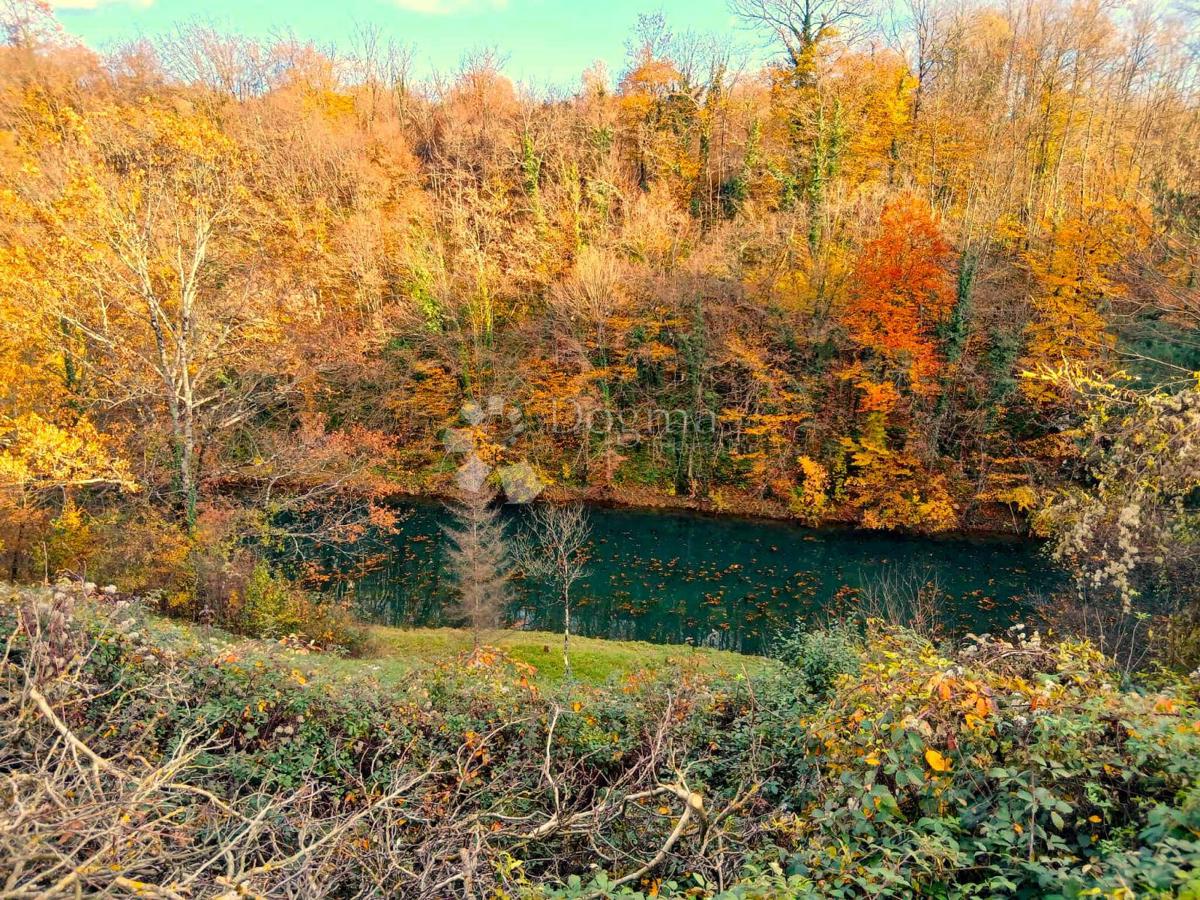 Działka Na sprzedaż - KARLOVAČKA TOUNJ