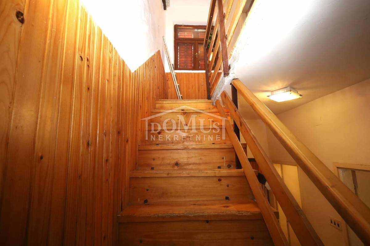 Maison À vendre - ŠIBENSKO-KNINSKA PIROVAC
