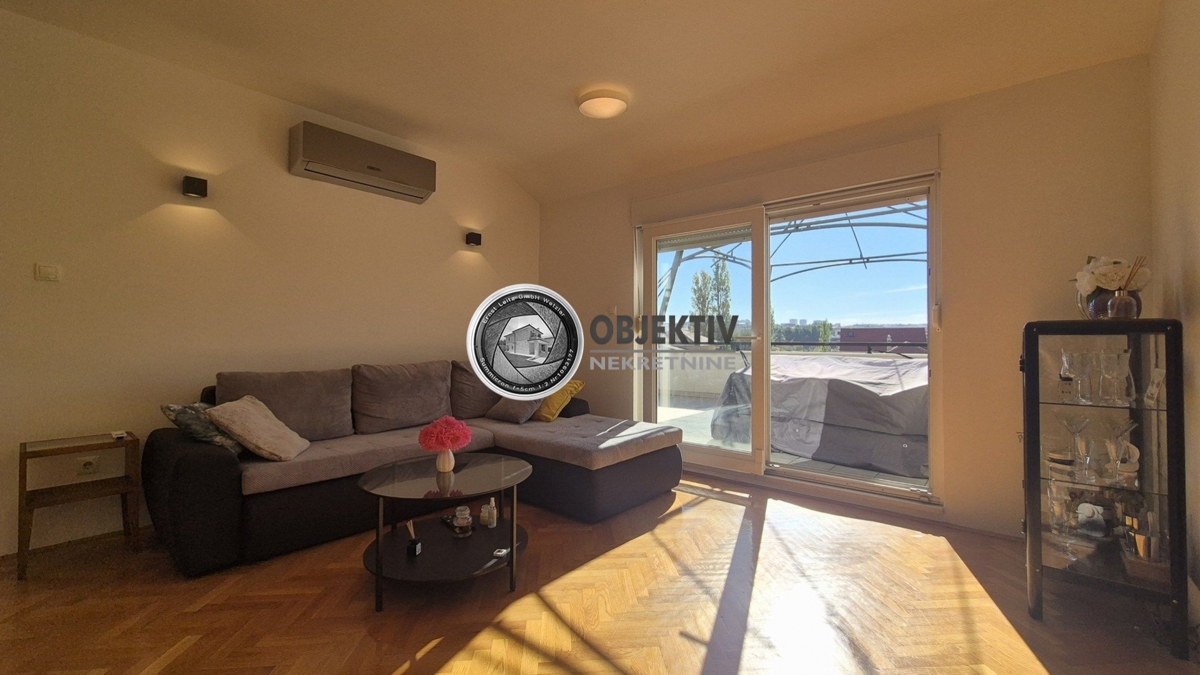 Apartment Zu verkaufen - SPLITSKO-DALMATINSKA SOLIN