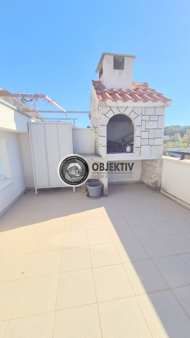 Apartment Zu verkaufen - SPLITSKO-DALMATINSKA SOLIN