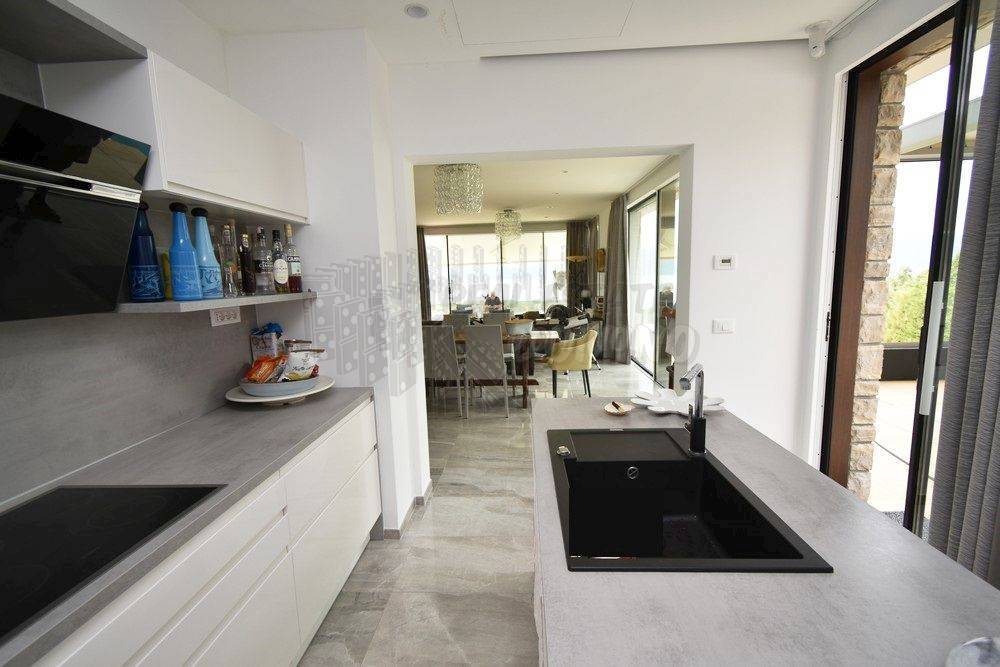 Casa In vendita - PRIMORSKO-GORANSKA KRK