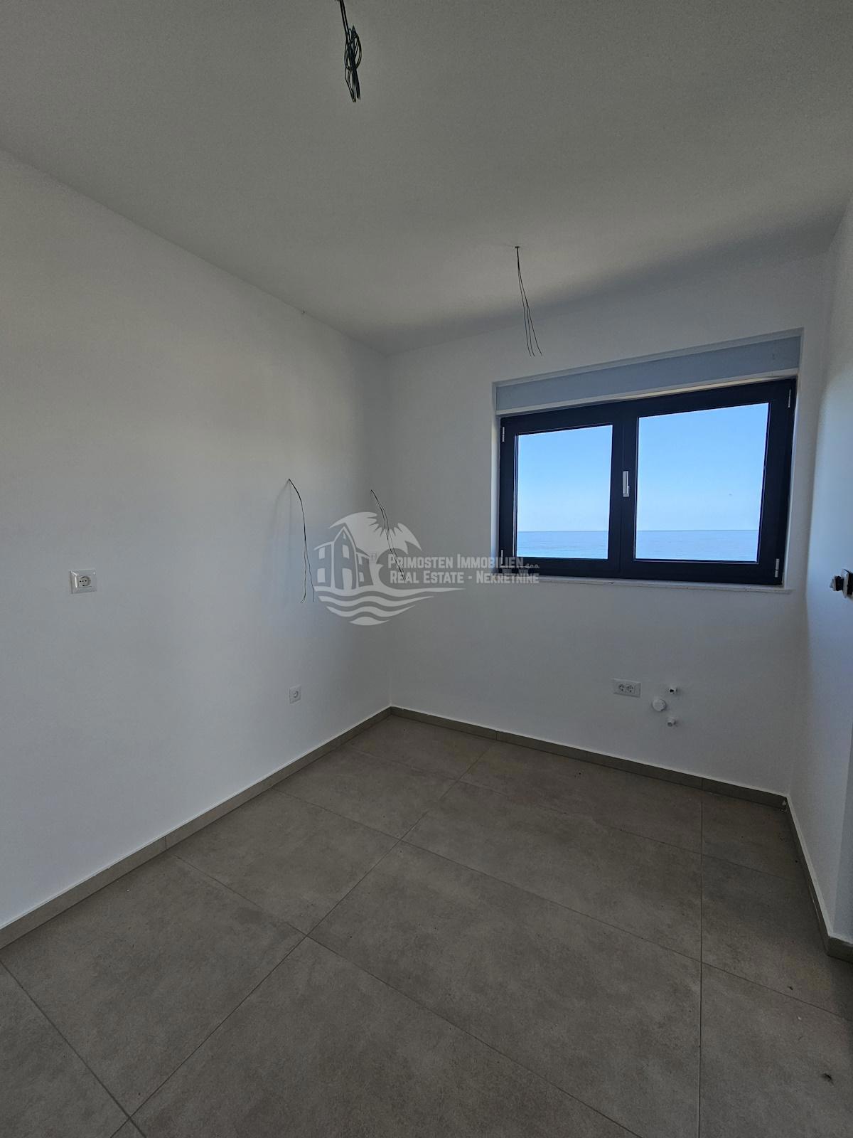 Flat For sale - ŠIBENSKO-KNINSKA PRIMOŠTEN