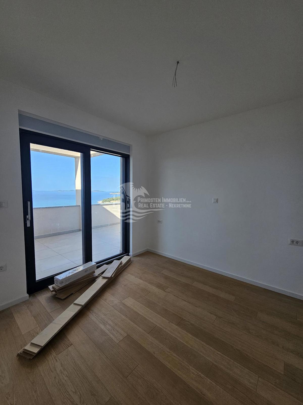 Flat For sale - ŠIBENSKO-KNINSKA PRIMOŠTEN