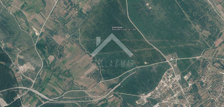 Pozemek na prodej 1250 m² – Sukošan