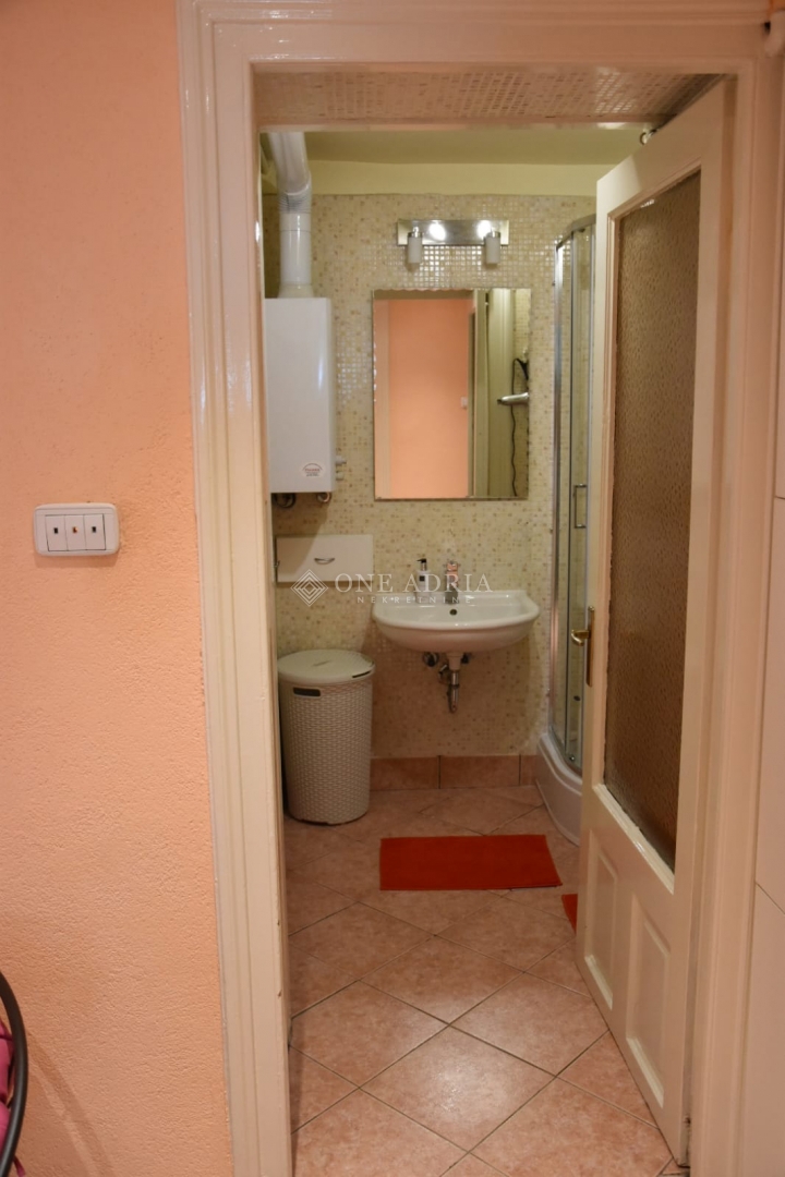 Appartement À louer - PRIMORSKO-GORANSKA RIJEKA