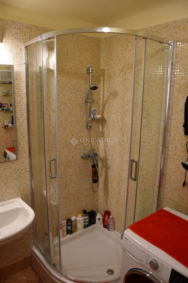 Appartement À louer - PRIMORSKO-GORANSKA RIJEKA