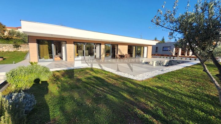 Casa in vendita 176 m² – Labin