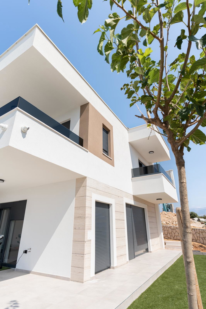 Maison À vendre - LIČKO-SENJSKA NOVALJA