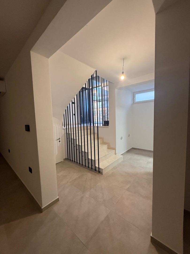 Maison À vendre - LIČKO-SENJSKA NOVALJA