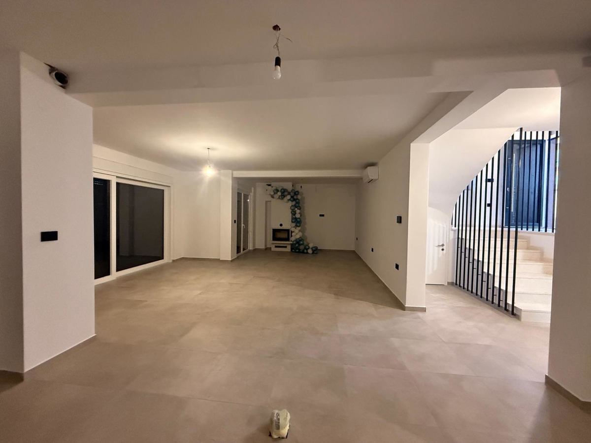 Maison À vendre - LIČKO-SENJSKA NOVALJA
