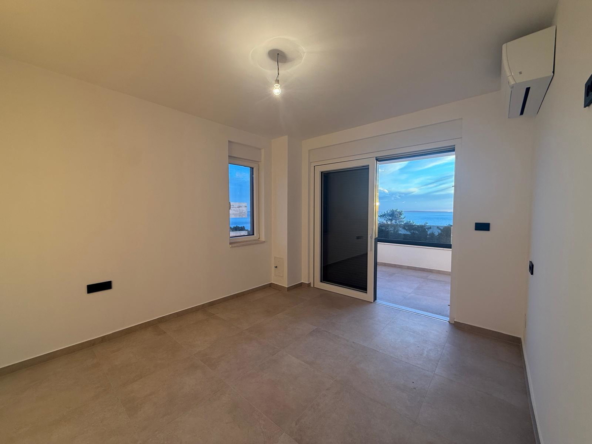 Maison À vendre - LIČKO-SENJSKA NOVALJA