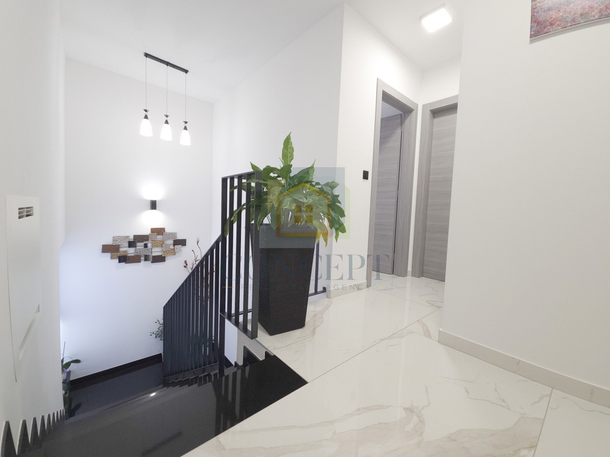 Haus Zu verkaufen - ISTARSKA POREČ
