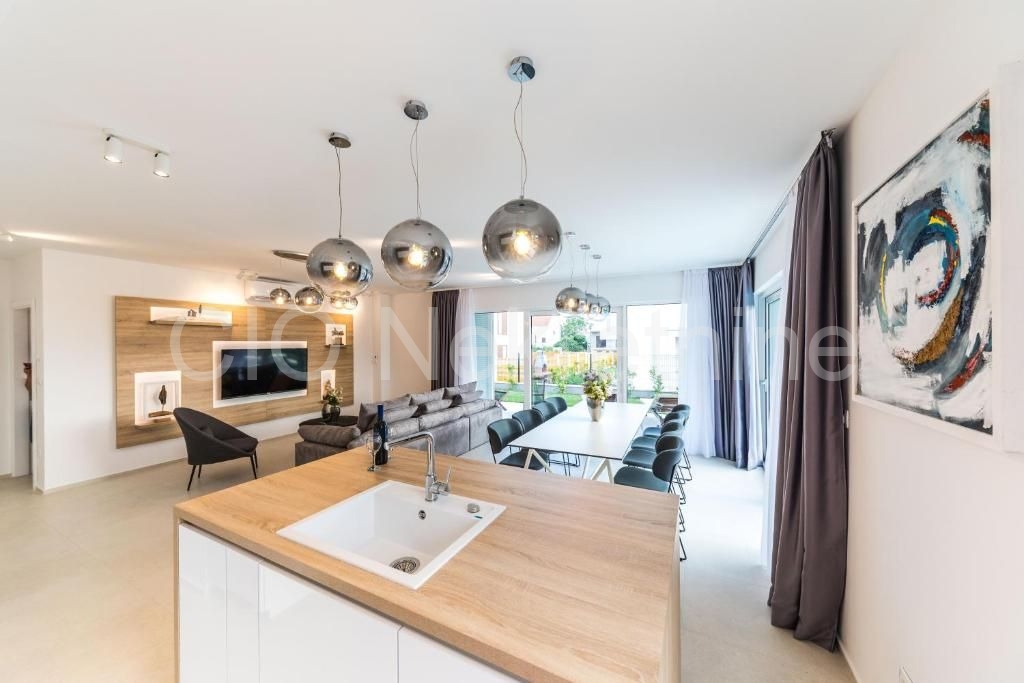House For rent - SPLITSKO-DALMATINSKA KAŠTELA