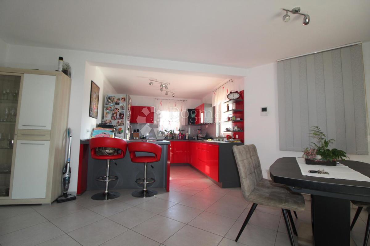 Casa In vendita - PRIMORSKO-GORANSKA VIŠKOVO