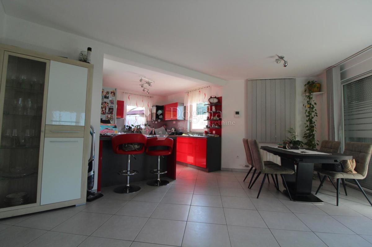 Casa In vendita - PRIMORSKO-GORANSKA VIŠKOVO