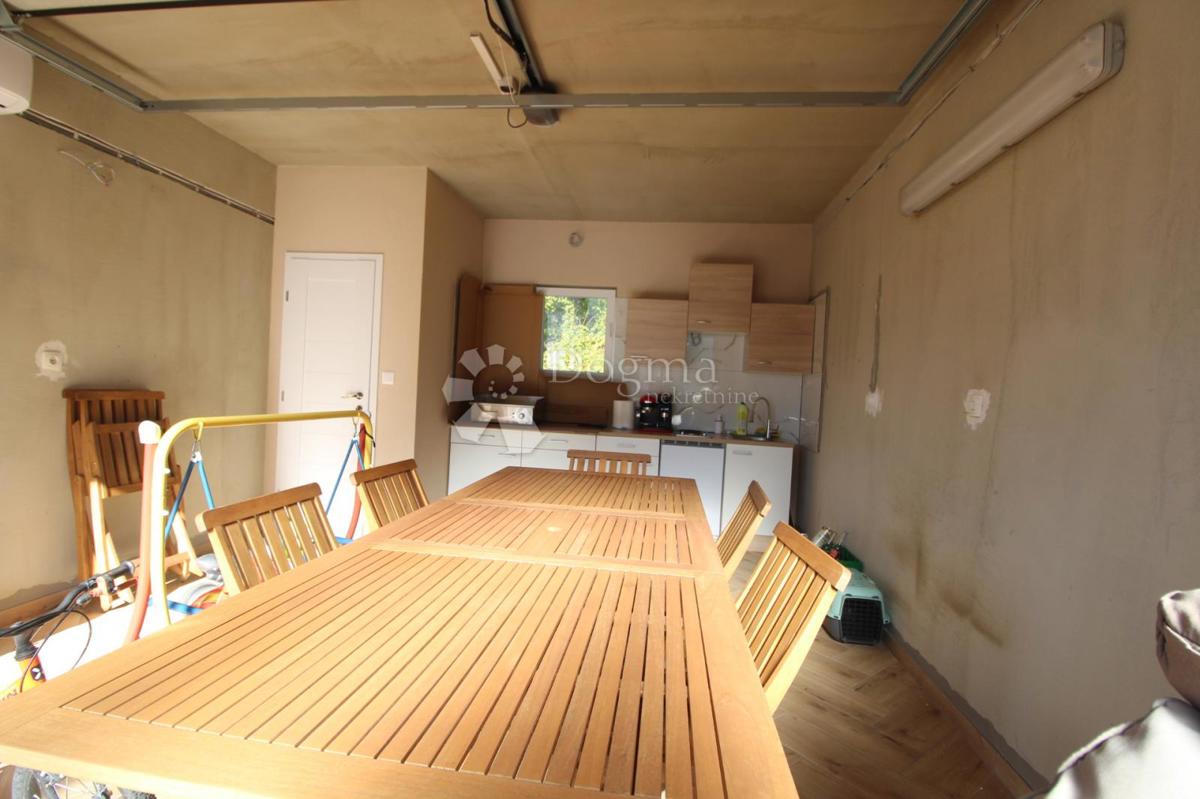 Casa In vendita - PRIMORSKO-GORANSKA VIŠKOVO