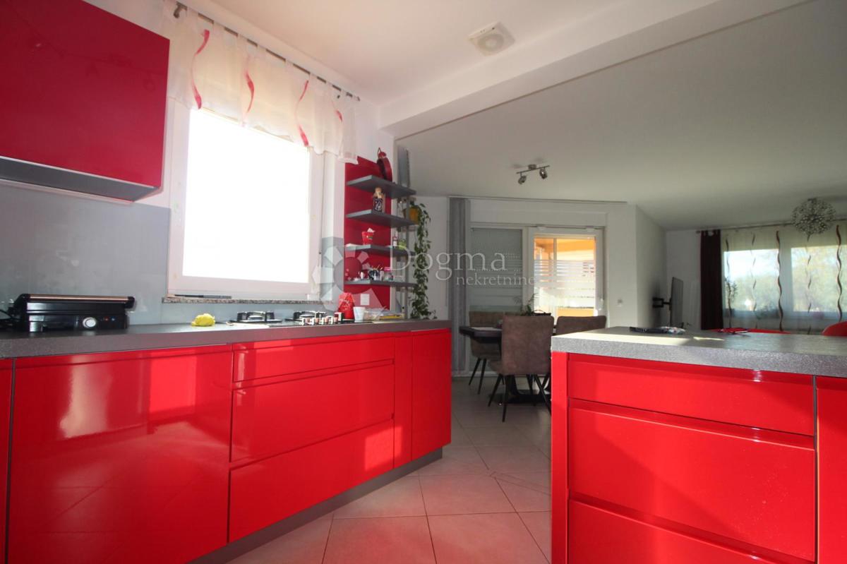 Casa In vendita - PRIMORSKO-GORANSKA VIŠKOVO