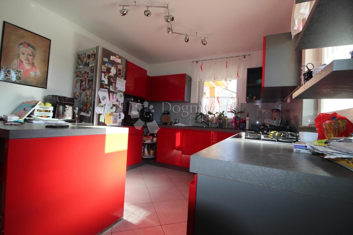 Casa In vendita - PRIMORSKO-GORANSKA VIŠKOVO