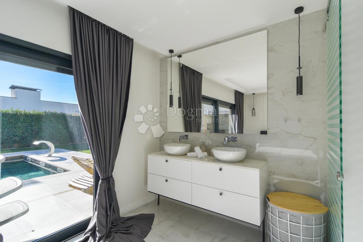 House For sale - ISTARSKA POREČ