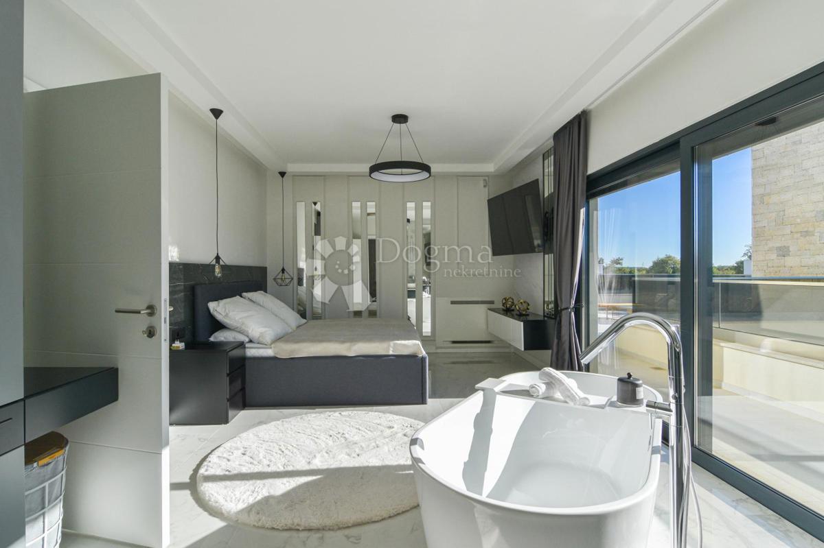 House For sale - ISTARSKA POREČ