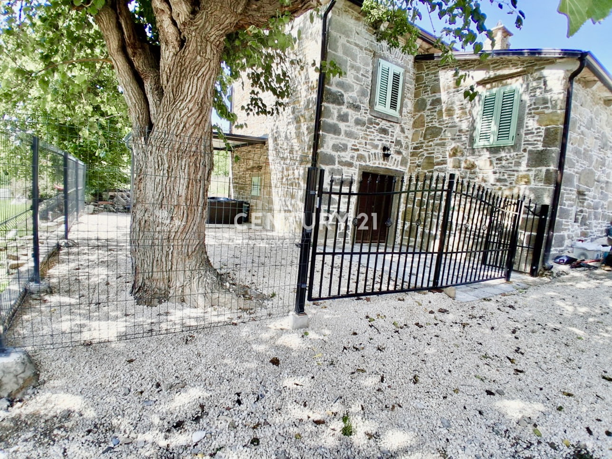 Kuća Na prodaju - ISTARSKA BUZET
