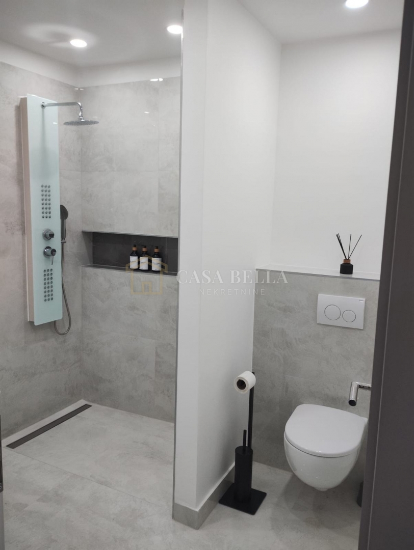House For sale - Zadarska Privlaka - foto 5/12