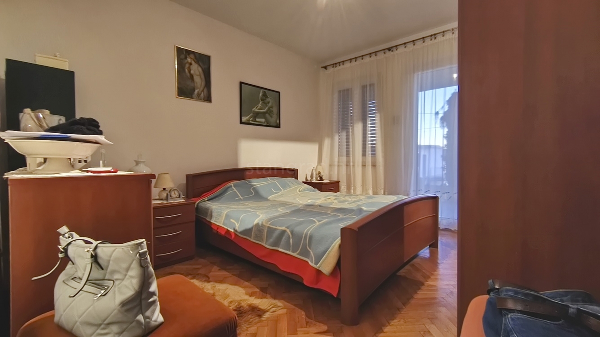 Stan Na prodaju - PRIMORSKO-GORANSKA CRIKVENICA