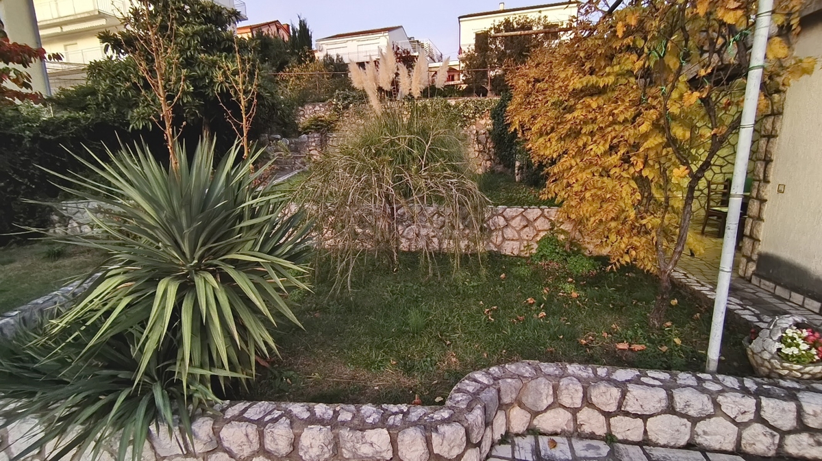 Stan Na prodaju - PRIMORSKO-GORANSKA CRIKVENICA