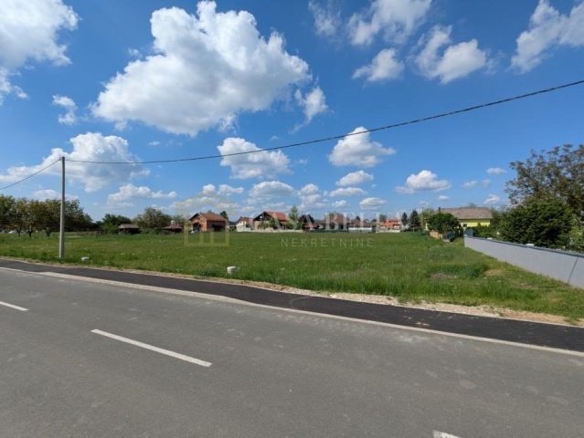 Działka na sprzedaż 4624 m² – Sračinec