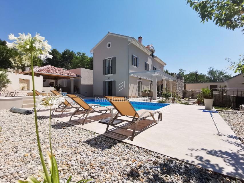 Kuća Na prodaju - PRIMORSKO-GORANSKA VINODOLSKA OPĆINA