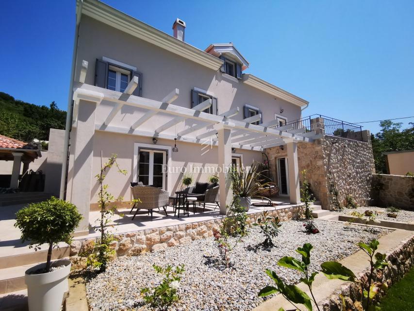 Kuća Na prodaju - PRIMORSKO-GORANSKA VINODOLSKA OPĆINA