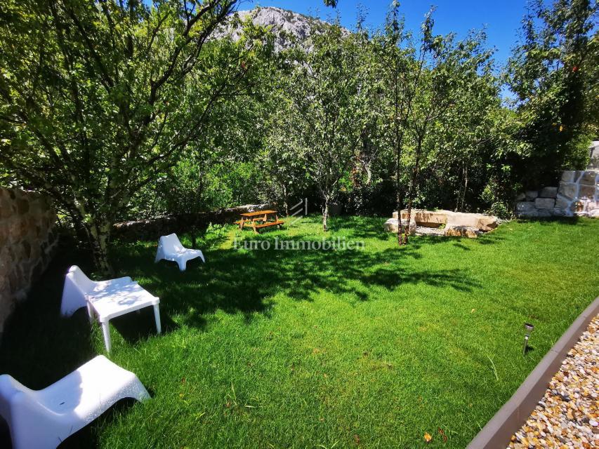 Kuća Na prodaju - PRIMORSKO-GORANSKA VINODOLSKA OPĆINA
