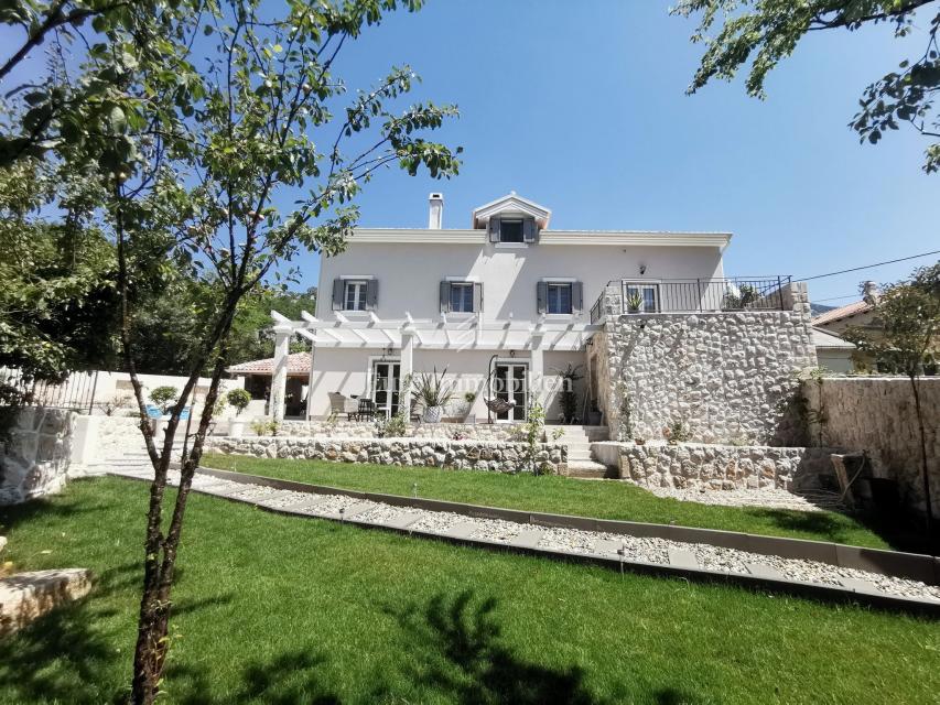 Kuća Na prodaju - PRIMORSKO-GORANSKA VINODOLSKA OPĆINA