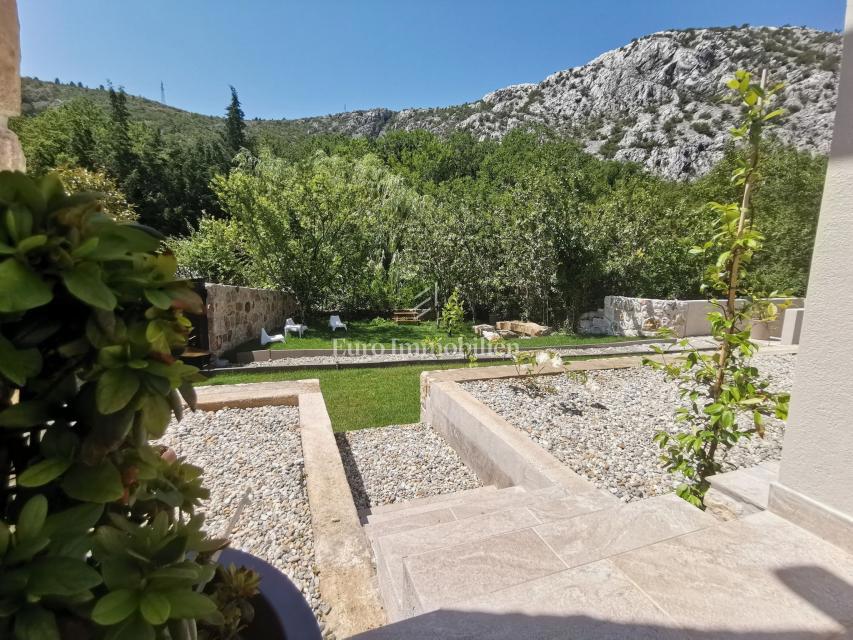Kuća Na prodaju - PRIMORSKO-GORANSKA VINODOLSKA OPĆINA
