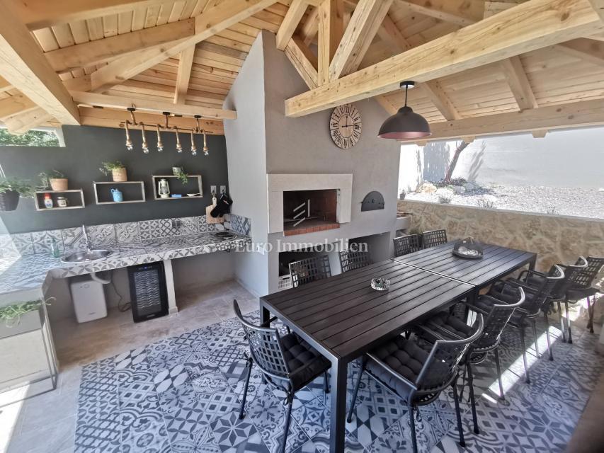 Kuća Na prodaju - PRIMORSKO-GORANSKA VINODOLSKA OPĆINA