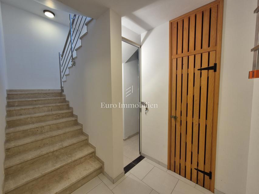 Apartma Na predaj - PRIMORSKO-GORANSKA KRK